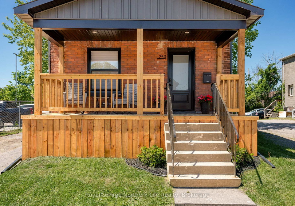 253-second-avenue-w-north-bay-ontario-x13710238