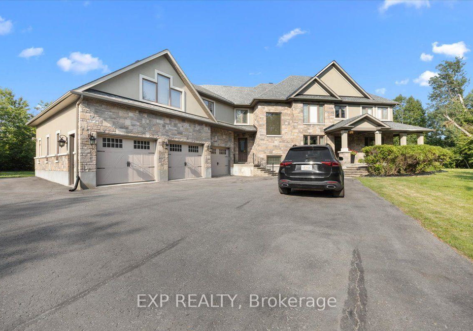 130-ironstone-court-ottawa-ontario-x13710416
