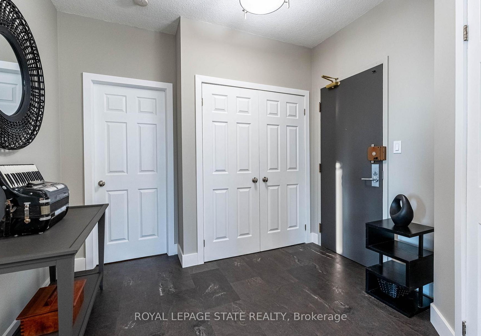 67-caroline-street-s-hamilton-ontario-x13710562