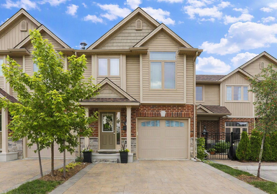 1061-eagletrace-drive-london-north-ontario-x13710596