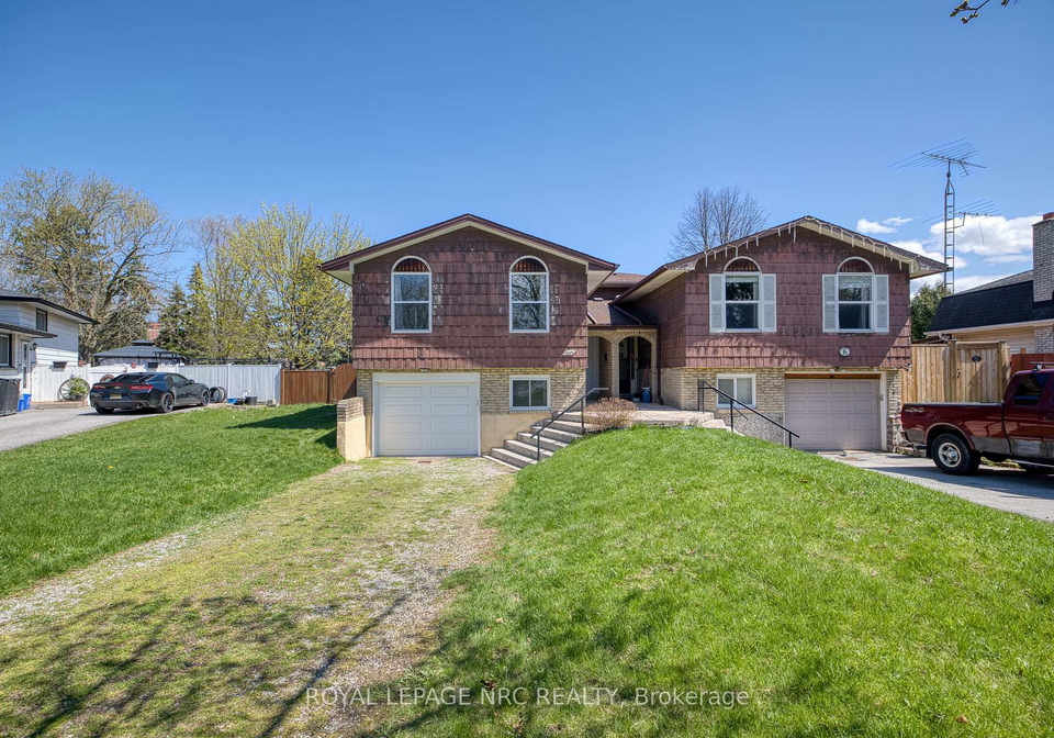 8-kerwin-gate-st-catharines-ontario-x13710648
