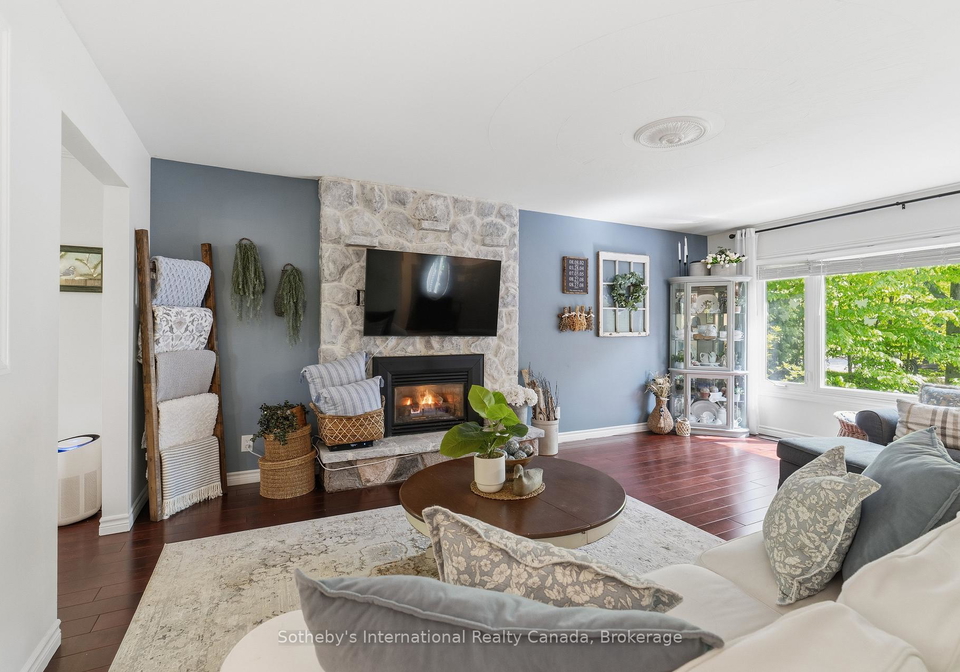 180-clairmont-road-gravenhurst-ontario-x13710686