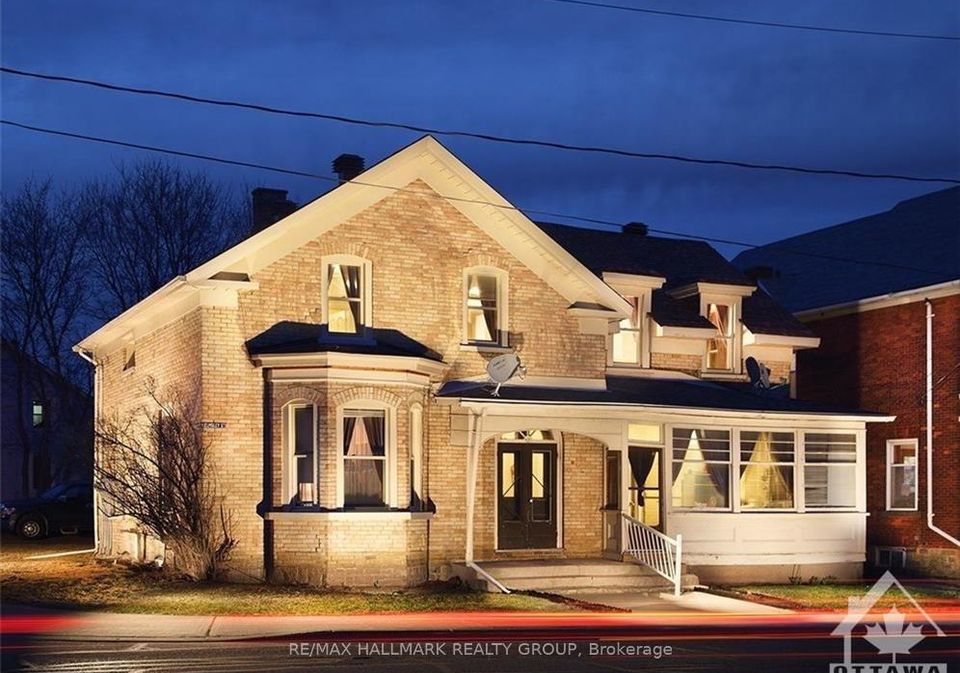 15-elmsley-street-n-smiths-falls-ontario-x13710720