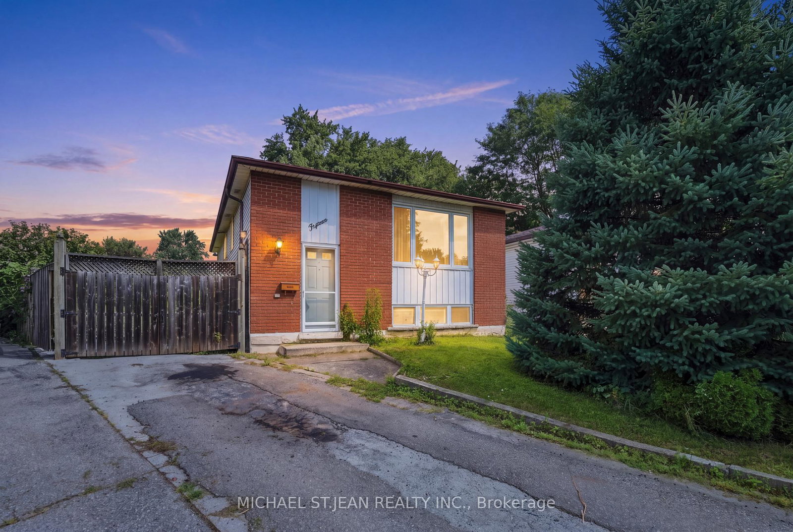 15-duncairn-court-hamilton-ontario-x13710778