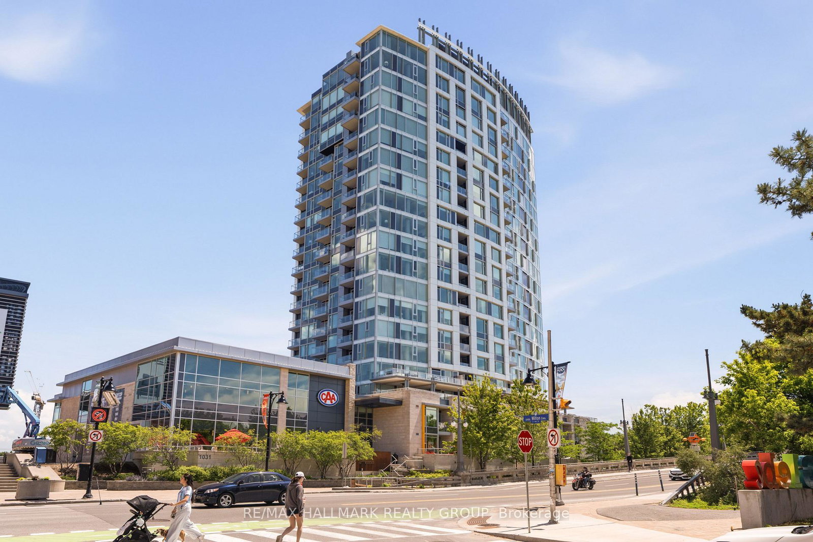1035-bank-street-ottawa-ontario-x13711000