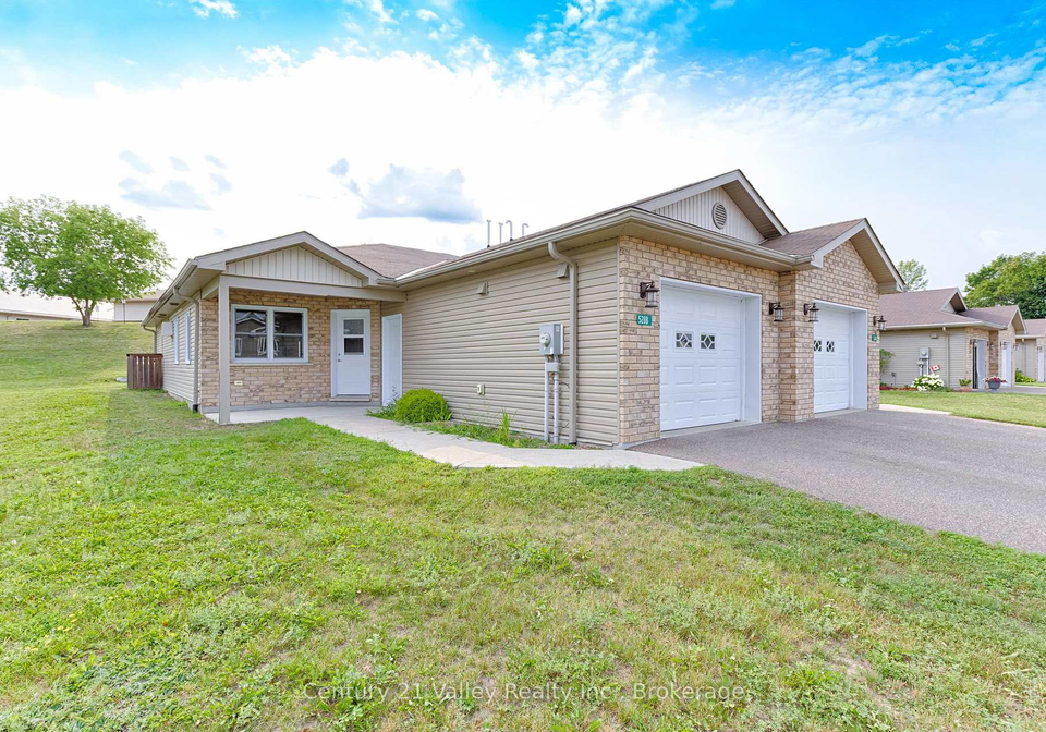 528b-wellington-street-bonnechere-valley-ontario-x13711016