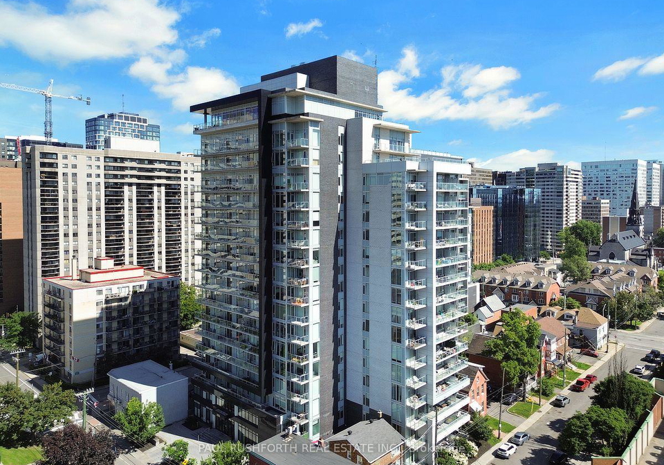 255-bay-street-ottawa-ontario-x13711088