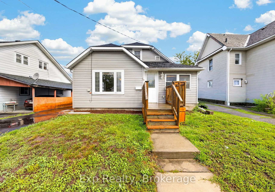 20-richard-street-quinte-west-ontario-x13711108