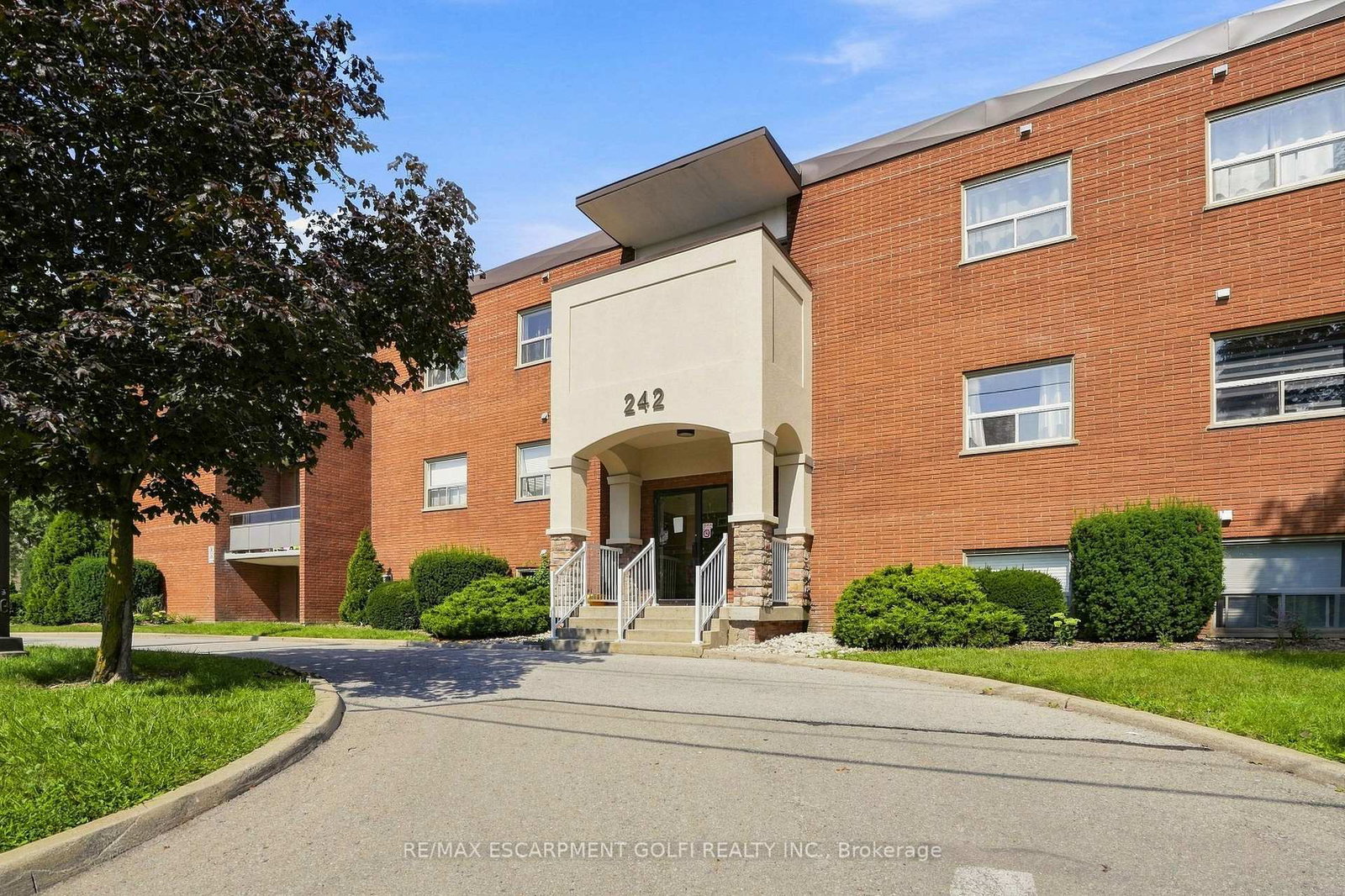 242-oakdale-avenue-st-catharines-ontario-x13711236