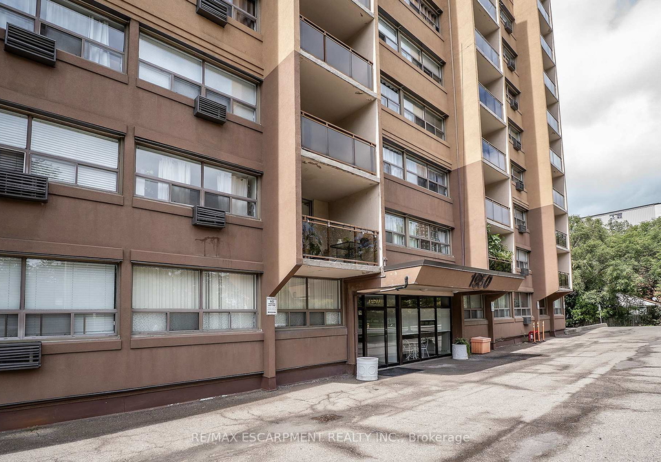 1950-main-street-w-hamilton-ontario-x13711404