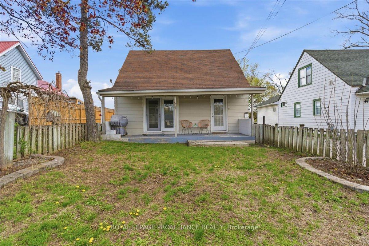 61-delaney-street-quinte-west-ontario-x13711418