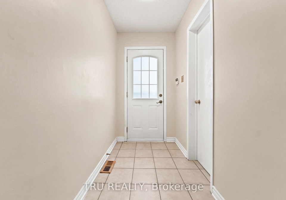 2154-orient-park-drive-ottawa-ontario-x13711440