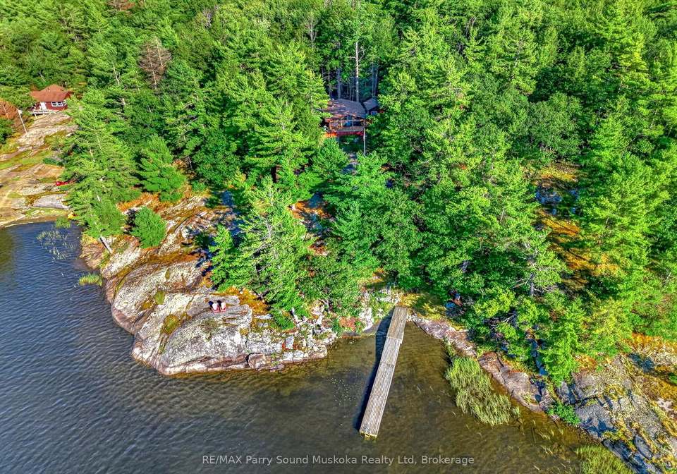 456-georgian-bay-water-the-archipelago-ontario-x13711566