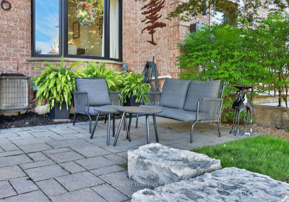 6-harbour-drive-hamilton-ontario-x13711622