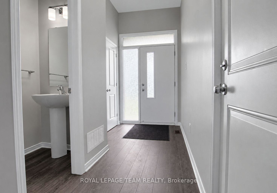 487-cope-drive-kanata-ontario-x13711758