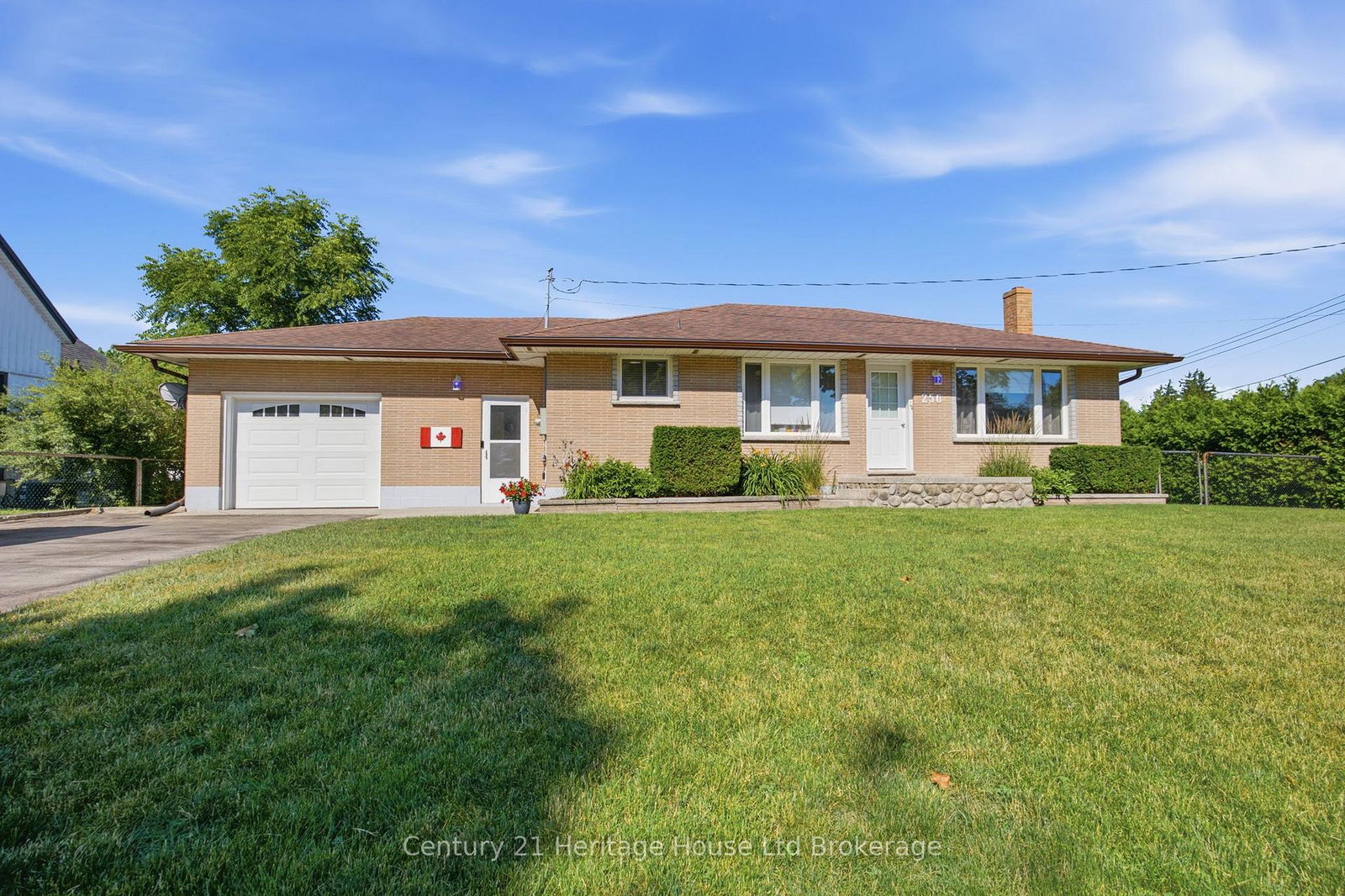 256-markwell-street-norfolk-ontario-x13711792