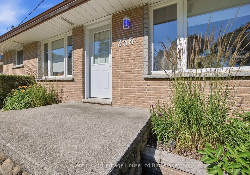 256-markwell-street-norfolk-ontario-x13711792