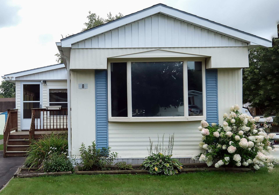 8-juniper-lane-quinte-west-ontario-x13712006