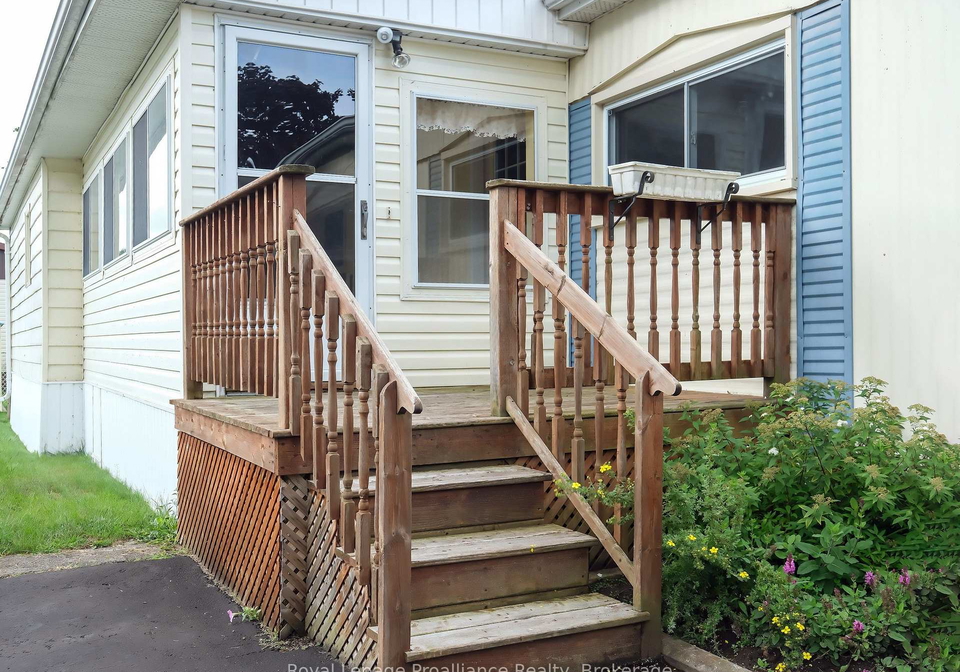 8-juniper-lane-quinte-west-ontario-x13712006