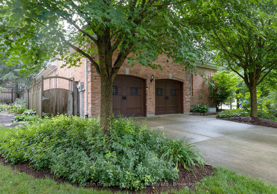 70-crawford-street-stratford-ontario-x13712140
