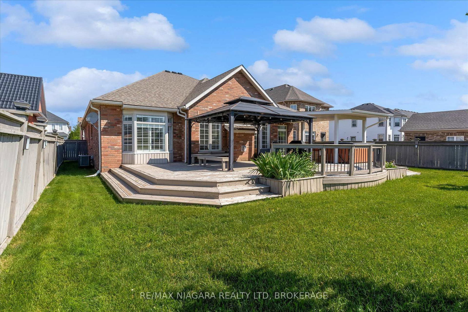 404-wright-crescent-niagara-on-the-lake-ontario-x13712270
