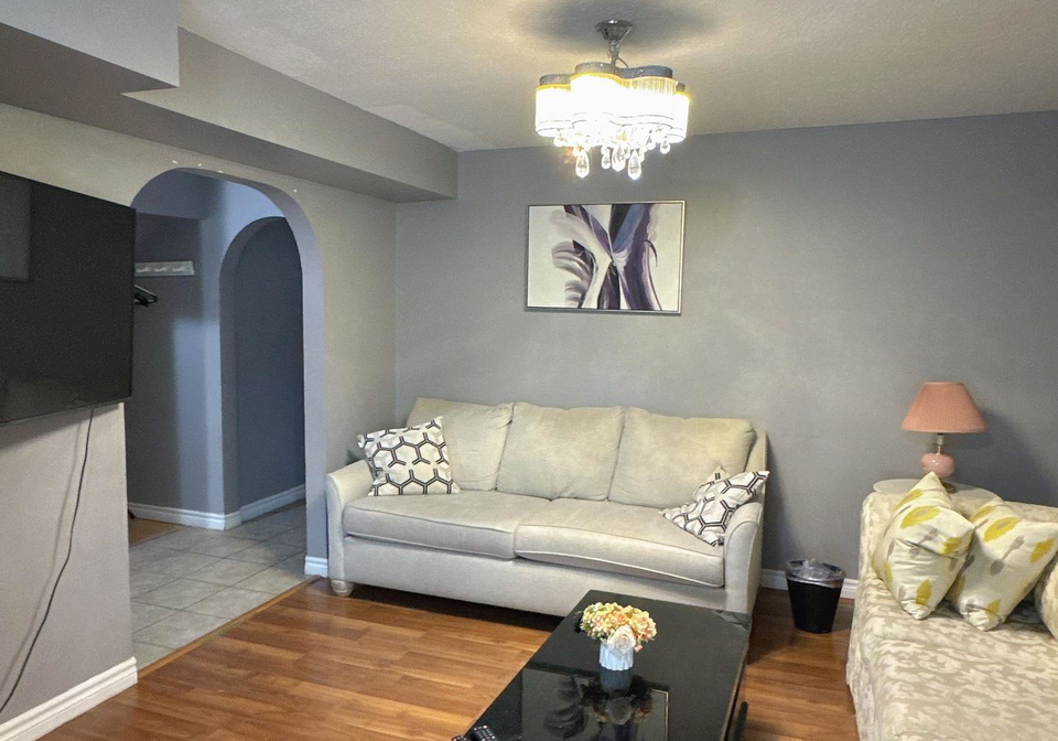 4148-victoria-avenue-niagara-falls-ontario-x13712298