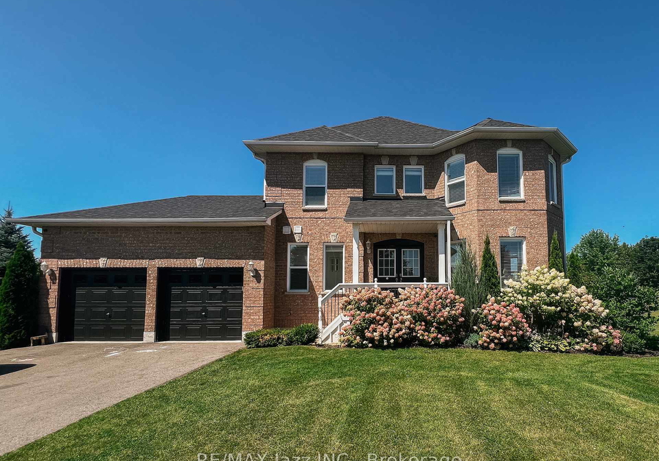 29-songbird-crescent-kawartha-lakes-ontario-x13712300