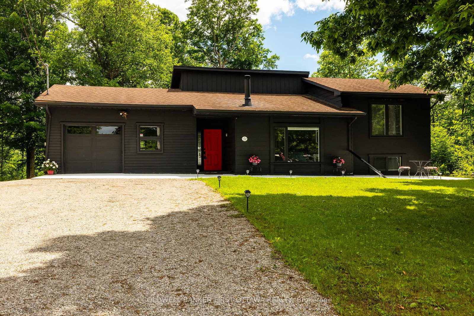 6779-roger-stevens-drive-montague-ontario-x13712418