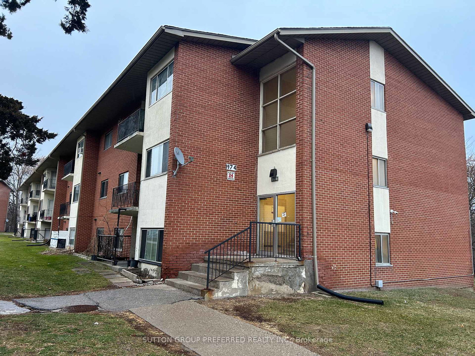 1174-hamilton-road-london-east-ontario-x13712622