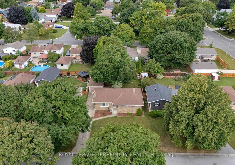126-partridge-crescent-chatham-kent-ontario-x13712650