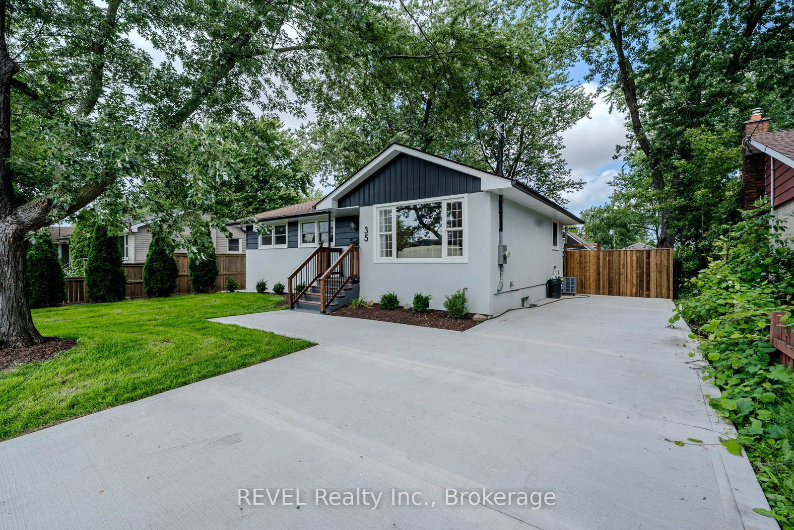 35-burness-drive-st-catharines-ontario-x13712666