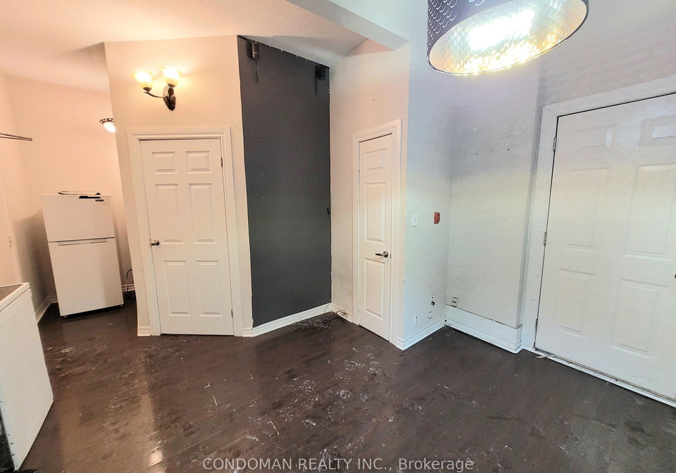 135-john-street-s-hamilton-ontario-x13712716