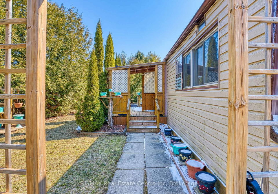 54-first-avenue-wellington-north-ontario-x13712752