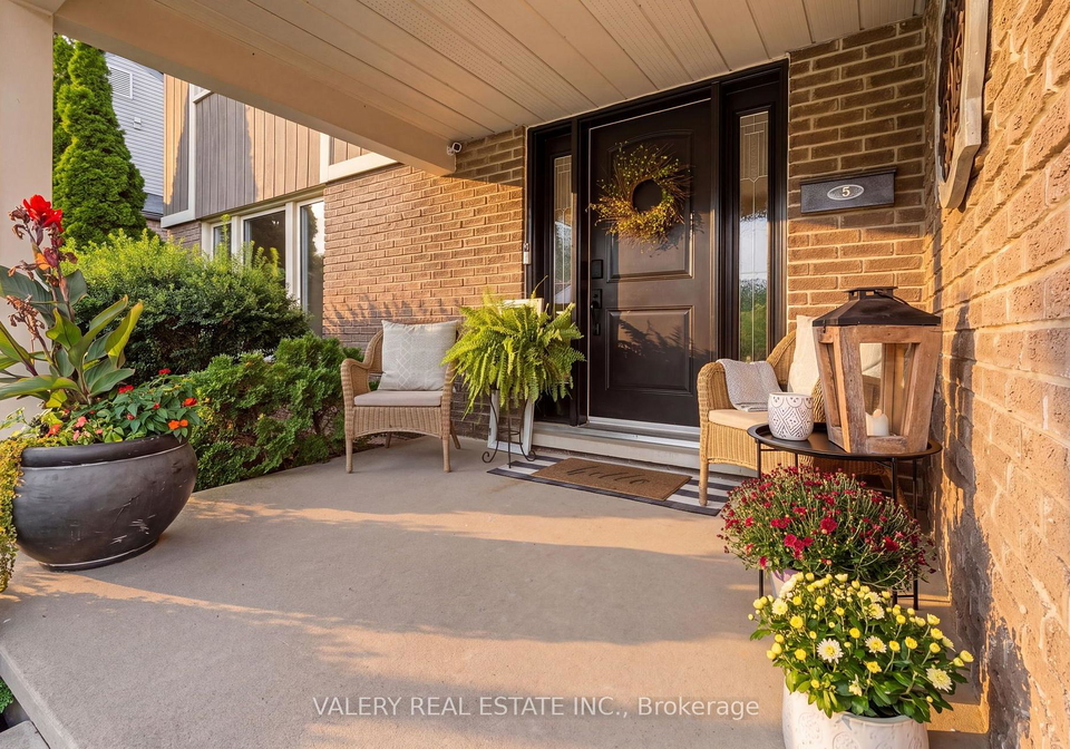 46-blackwell-drive-kitchener-ontario-x13712764