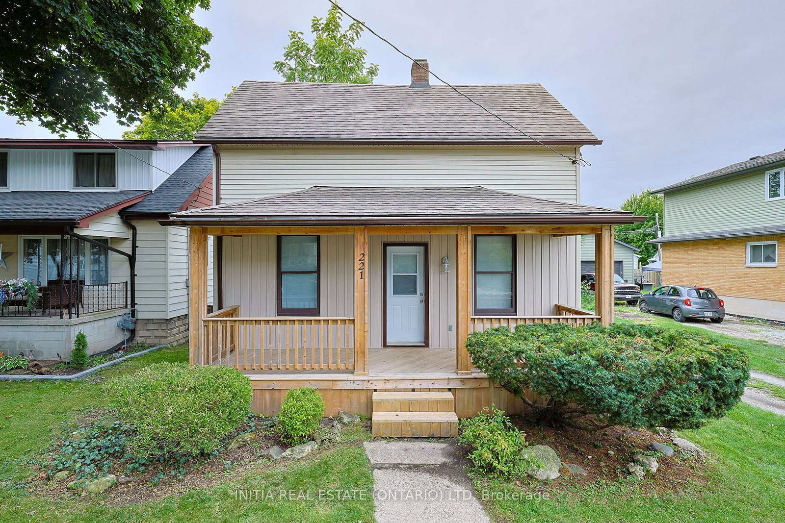 221-bright-street-sarnia-ontario-x13712964