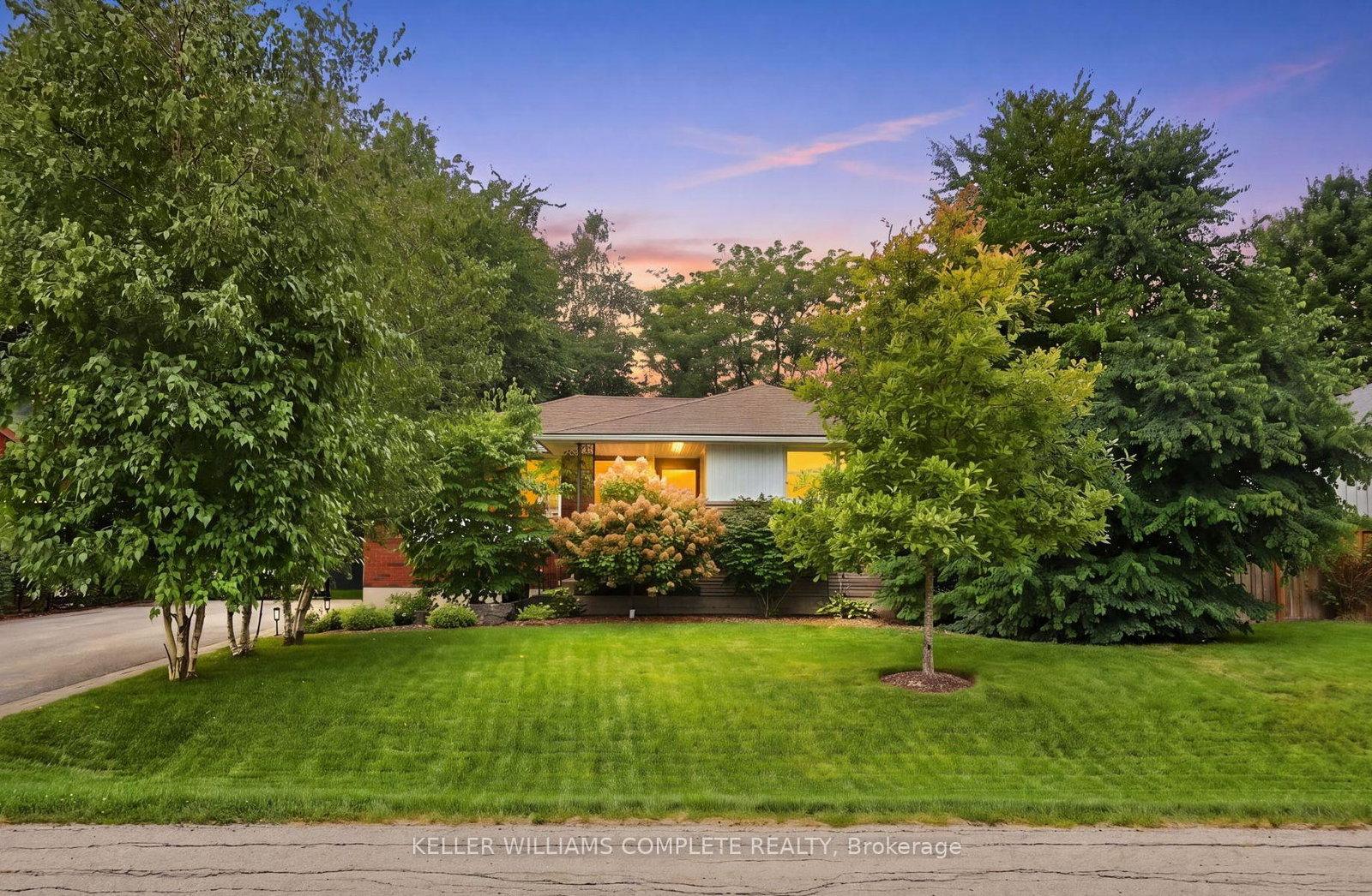 238-seminole-road-hamilton-ontario-x13713182