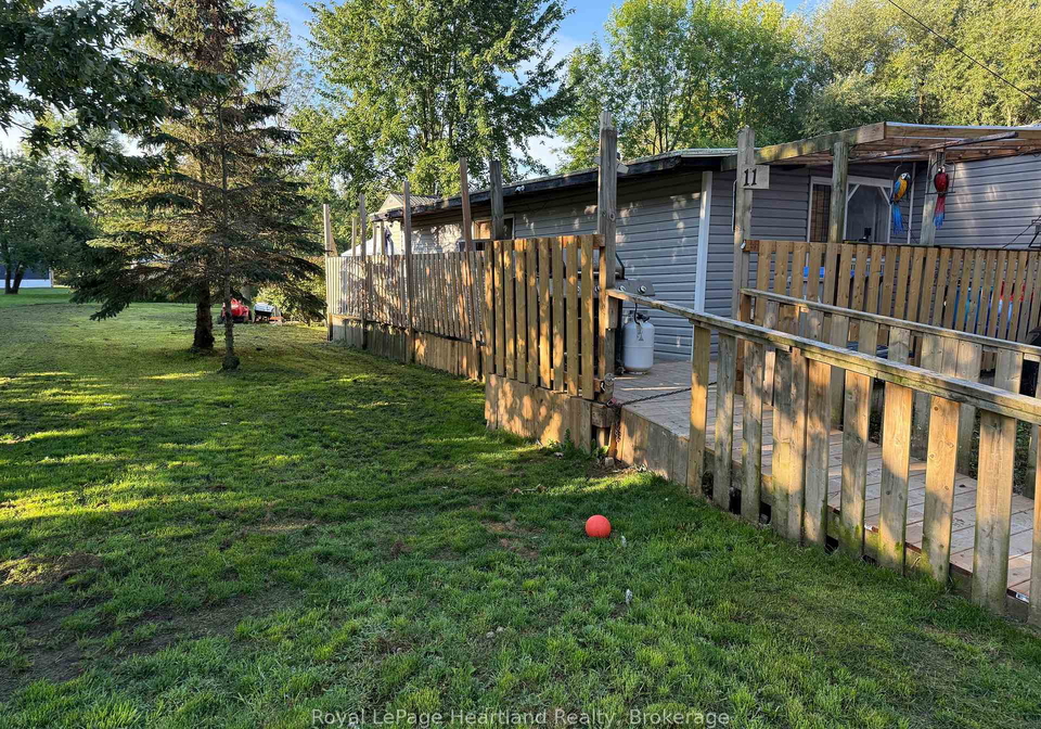 75049-hensall-road-huron-east-ontario-x13713242