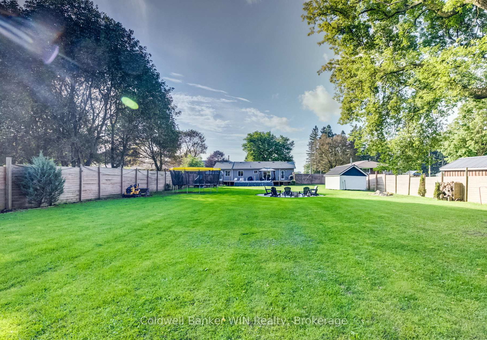 340-sligo-road-w-wellington-north-ontario-x13713432