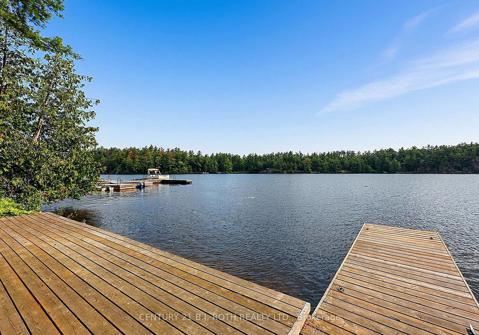 1100-hewitt-street-gravenhurst-ontario-x13713488