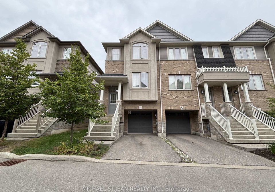 11-birot-lane-hamilton-ontario-x13713502