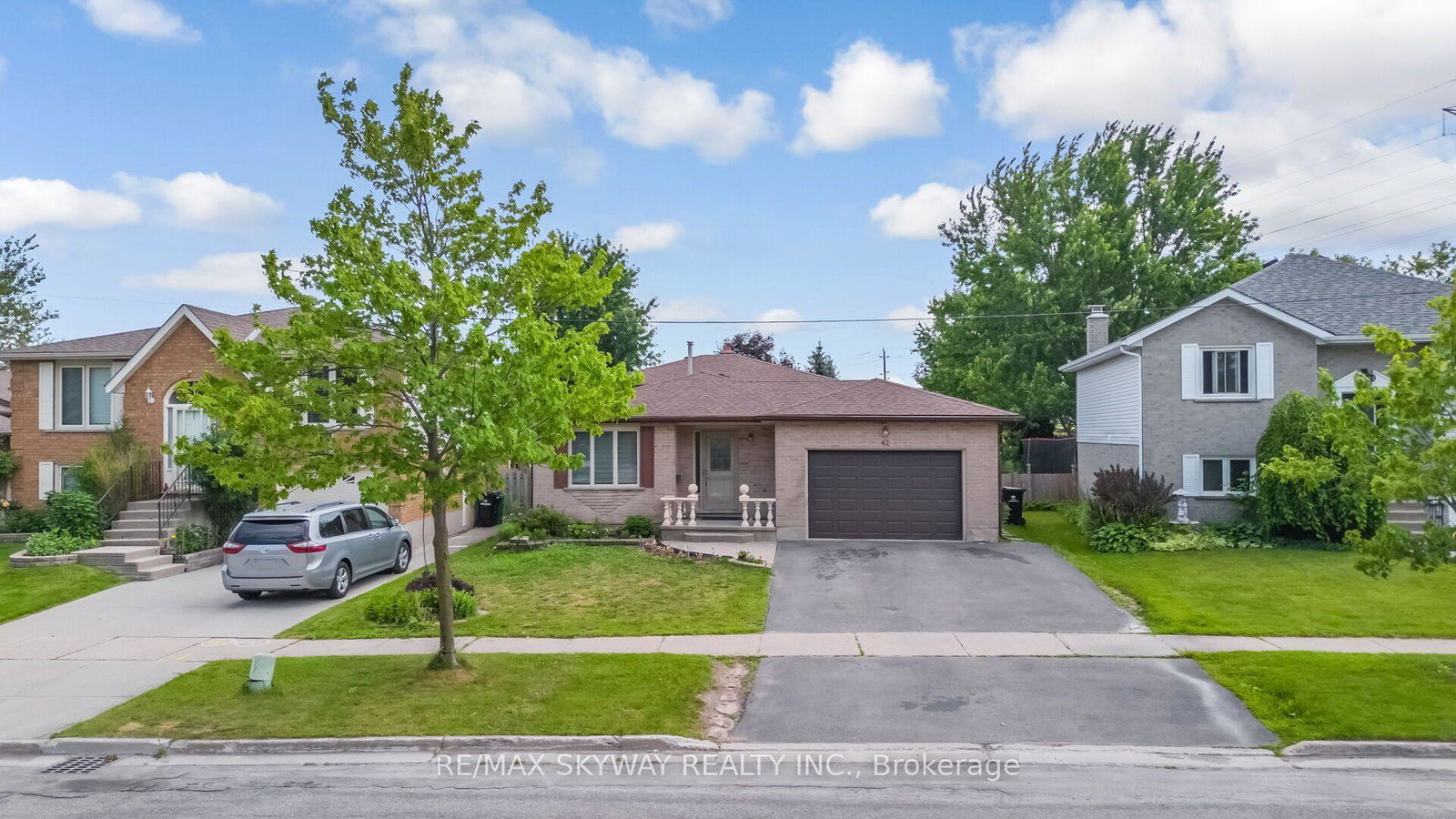 42-newbury-drive-kitchener-ontario-x13713620