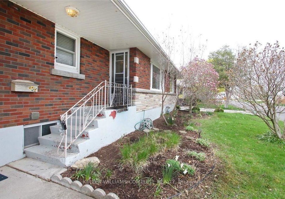 6-myrtle-avenue-st-catharines-ontario-x13713634
