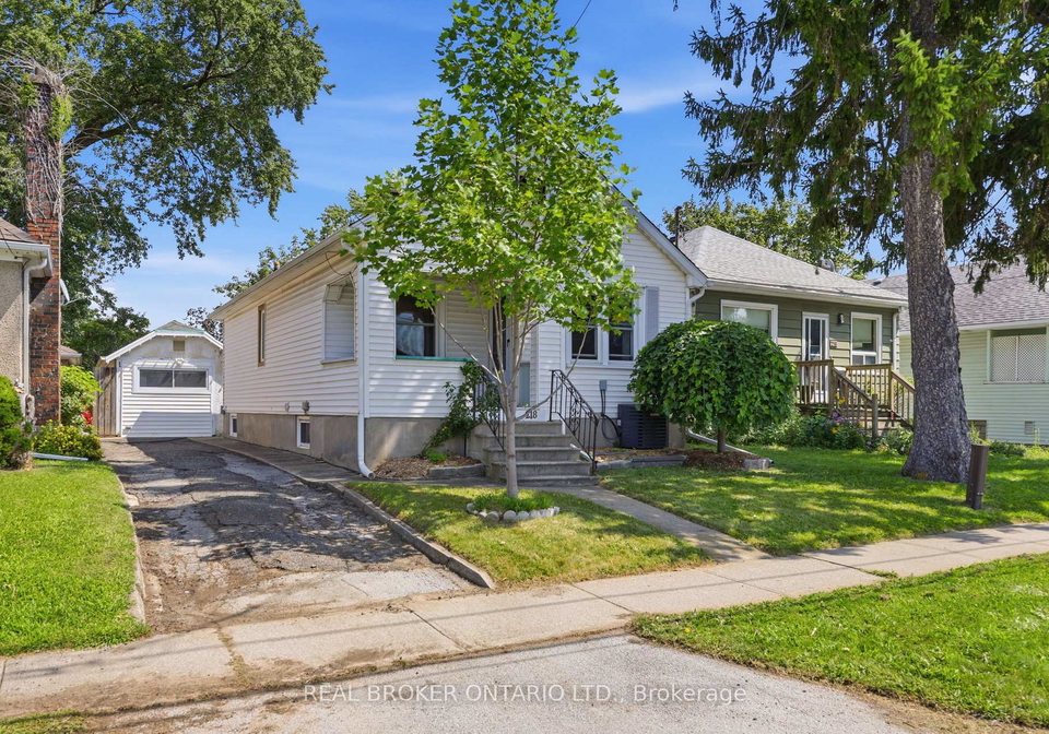 218-lake-street-st-catharines-ontario-x13713676