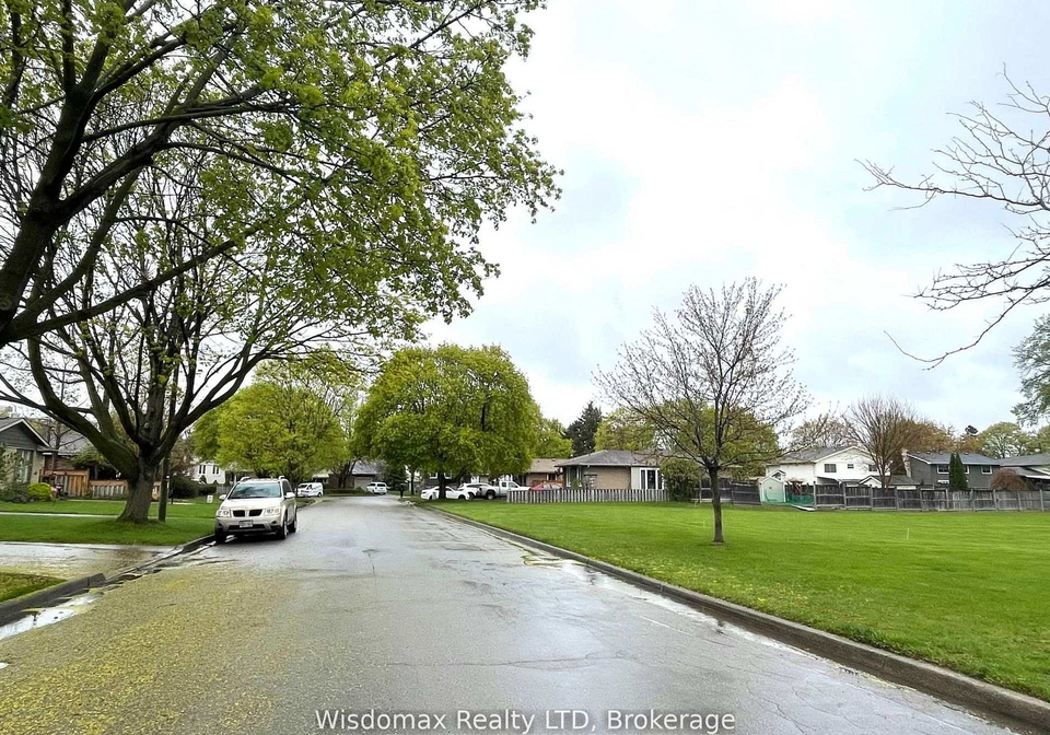 7-greenmeadow-court-st-catharines-ontario-x13713740
