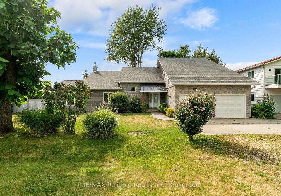 113-tuyll-street-bluewater-ontario-x13713790