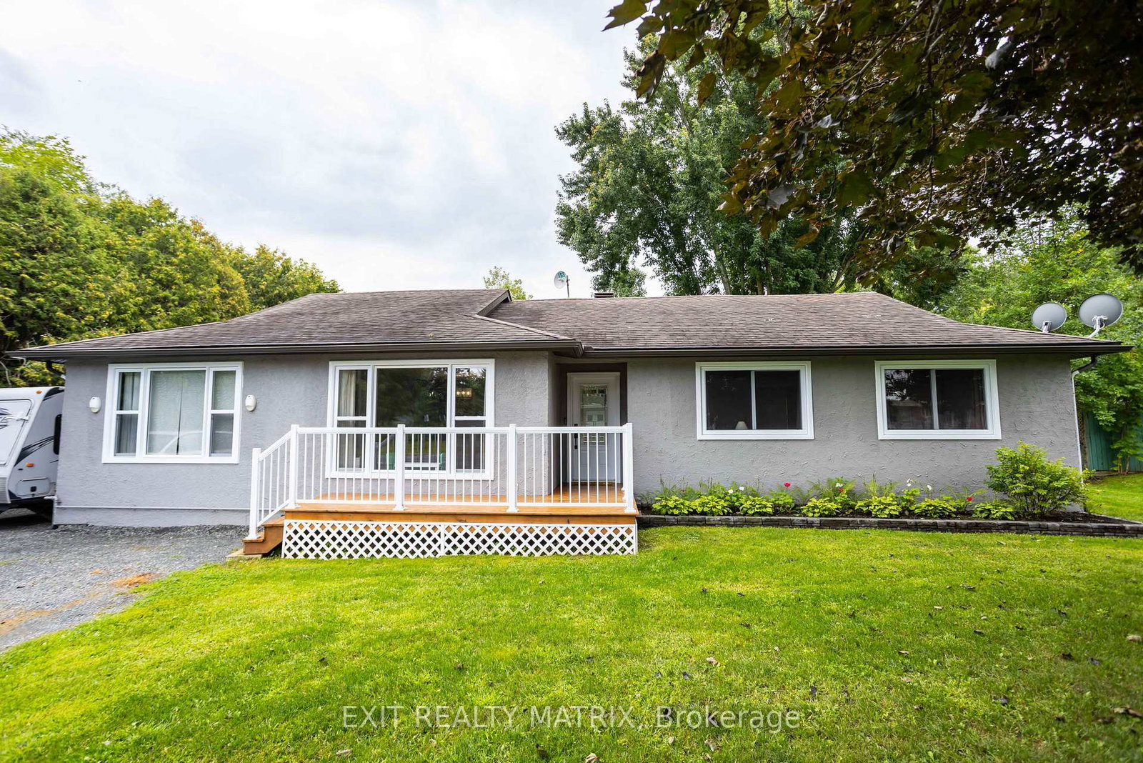 415-front-road-w-champlain-ontario-x13713872