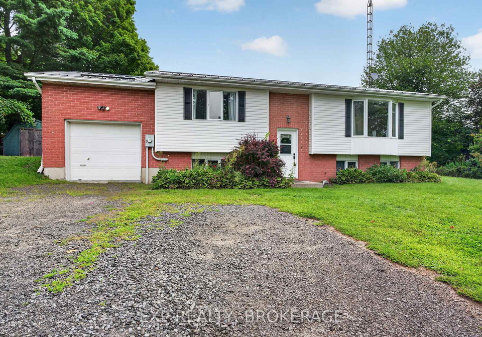9009-perth-road-rideau-lakes-ontario-x13713904