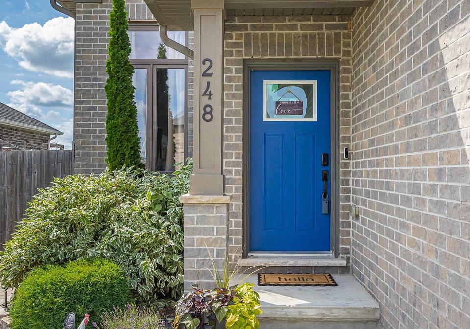 248-snyders-avenue-central-elgin-ontario-x13713956