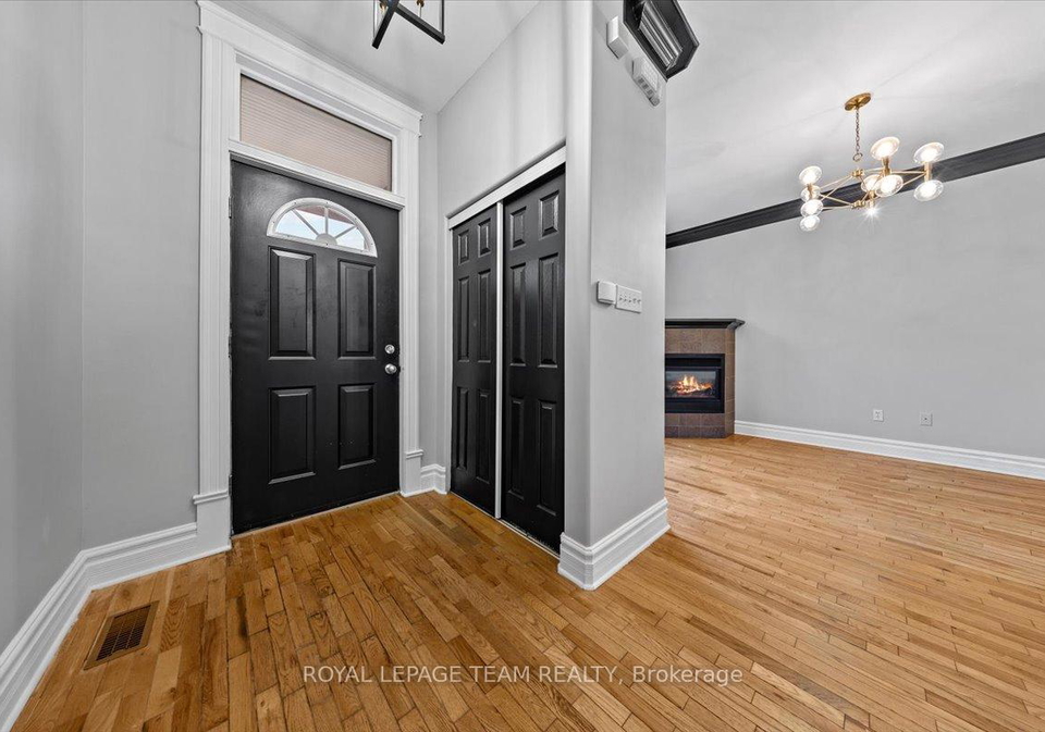 134-elm-street-ottawa-ontario-x13714050