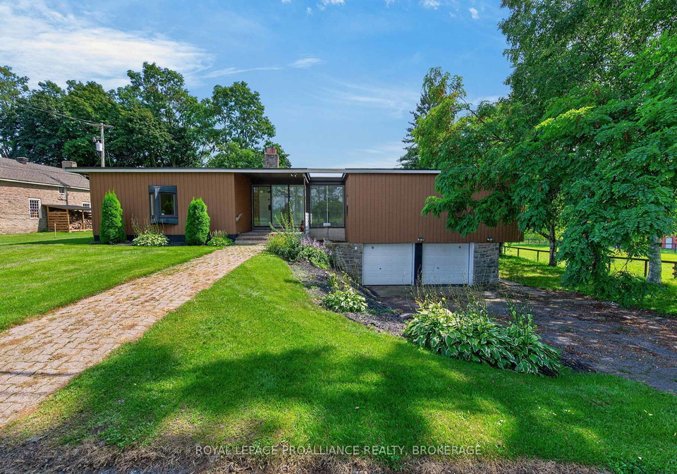 1103-county-road-2-augusta-ontario-x13714080